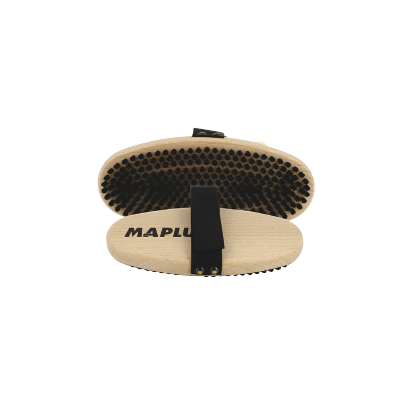 OVAL HAND BRUSH IN SOFT HORSEHAIR